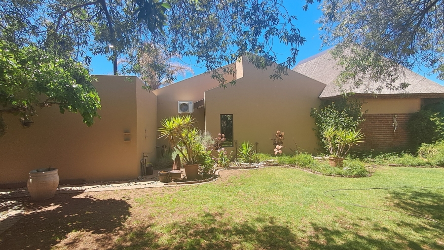 3 Bedroom Property for Sale in Pellissier Free State